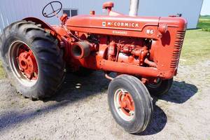 lot 7 image: McCormick W6 Standard vin 1769J