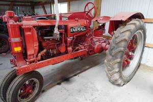 lot 10 image: Farmall F-12 NF Rear fenders 11 x 38 R 4 x 12  spoked Fronts currently non-running