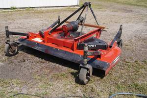 lot 55 image: 1761 Massey Ferguson 3 pt. Finish mower, 63&nbsp
