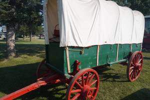 lot 77 image: Covered Wagon grain box with seat-Horse pull