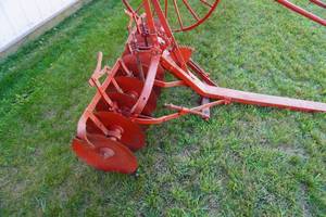 lot 81 image: Red single disk small pony style with hitch
