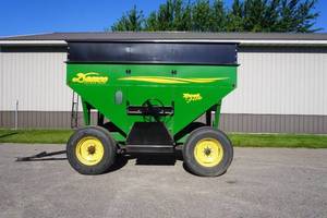 lot 58 image: Demco 365 Gravity Box with extensions, lights