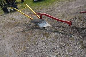 lot 72 image: Moline Walking plow&nbsp