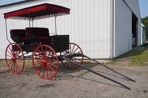 lot 164 image: Buggy-Surrey- 2 seat horse drawn&nbsp