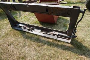 lot 44 image: Combine Adaptor frame&nbsp