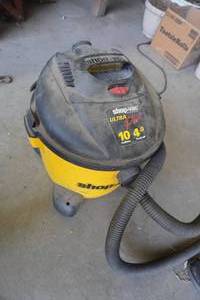lot 176 image: 10 Gal Shop Vac