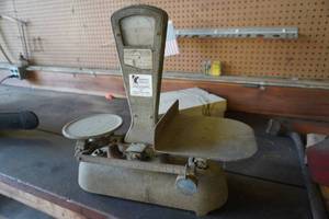 lot 178 image: Hobart scale