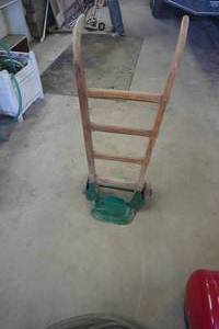 lot 184 image: 100 # Feed sack cart