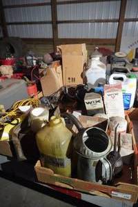 lot 209 image: Corner group, cleaners, headlights