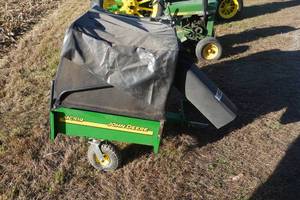 lot 168 image: John Deere MC 519 Lawn Bagger trailer