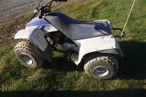 lot 211 image: Yamaha Kids 4 wheler
