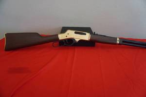 lot 17 image: Henry Repeating Arms 3030 WIN Lever action