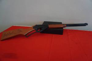 lot 20 image: Daisy Red Rider BB Gun
