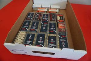 lot 33 image: 15 Boxes of 50, 5 small boxes 22 Magnum