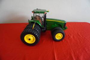 lot 58 image: John Deere 8520 Tractor with triples