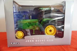lot 82 image: John Deere 4230 Limited Edition Iowa State Fair