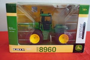 lot 86 image: John  Deere 8960 Prestige Collection 132 scale
