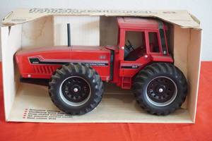 lot 106 image: IH 6388 22 tractor 116th scale