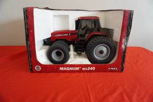lot 114 image: Case IH Magnum MX 240 Tractor 116th scale