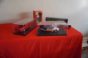 lot 132 image: Bobble Head, Semi, 97 Ford pickup