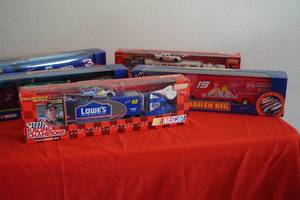 lot 137 image: Five Trailer Rigs in boxes