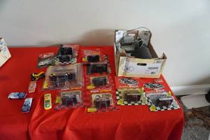 lot 148 image: Rock tumbler & Die cast car collection