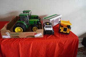 lot 150 image: 2) Plastic John Deeres 6430 & 7430, Semi, Dump truck