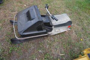 lot 206 image: Artic Cat Kidde Cat Snowmobile