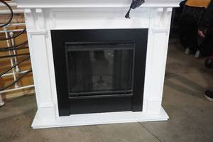 lot 258 image: White Fireplace Real Flame wremote 48 x 42