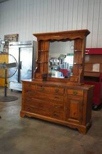 lot 262 image: Dresser wMirror 60 W x 33 H x 19 D