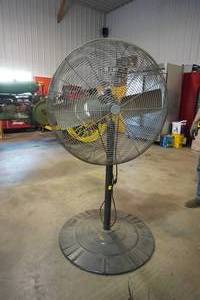lot 270 image: 32 Shop oscillating fan on stand 12 Hp 110 V