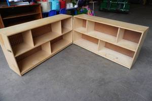 lot 290 image: Roller storage cupboard 48 x 24 x 24 Folding unit