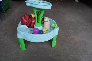lot 295 image: Yard play pool wtoys and bag of softballs