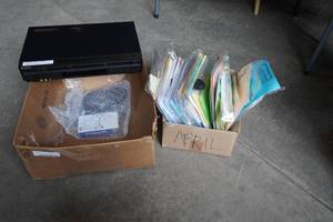 lot 321 image: Art supplies, Sony VHSDVD player and chair