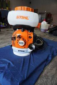 lot 333 image: Stihl SR200 Fogger unit-like new