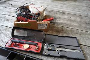 lot 347 image: Micrometer, Circut tester, flashlights