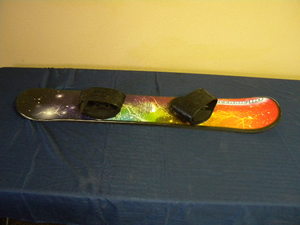 lot 16 image: FreeRide 110 Snowboard