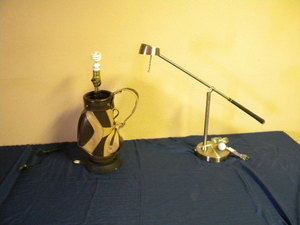 lot 18 image: Golf Bag and Club light set