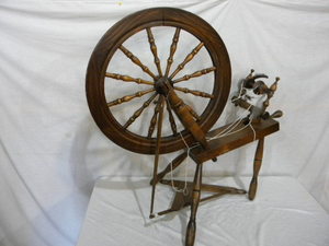 lot 42 image: 24 Spinning Wheel