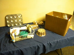 lot 124 image: Jello molds,plastic storage jars,utensils