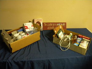 lot 135 image: Light bulbs and household items