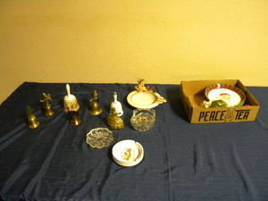 lot 158 image: Bell collection, Hummel ash tray