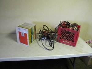 lot 192 image: Delco manuel & jumper cables