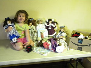 lot 197 image: Many dolls (Ole not for sale)