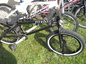 lot 216 image: Fit Biko FBC 20 Bike