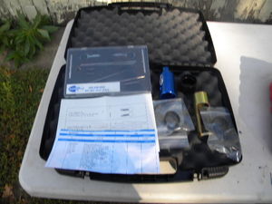 lot 432 image: Radio removal kit