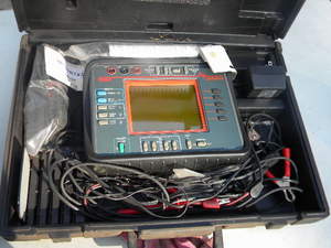 lot 438 image: Sun LS 2000 Auto Oscilloscope