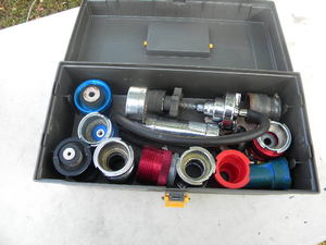 lot 462 image: Pressure tester adaptors