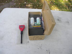 lot 465 image: P H tester