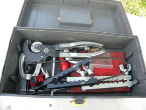 lot 464 image: Brakeline repair kit